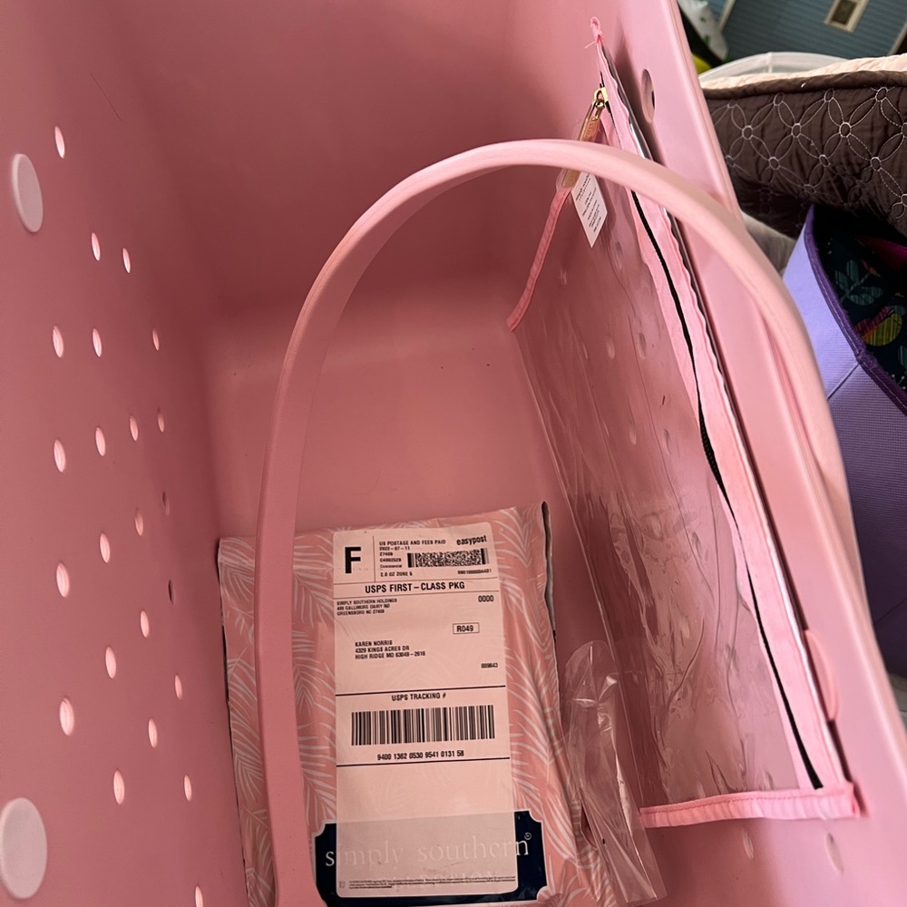 Simply southern tote